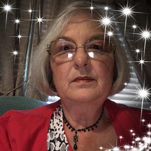 Meet your Posher, Deborah